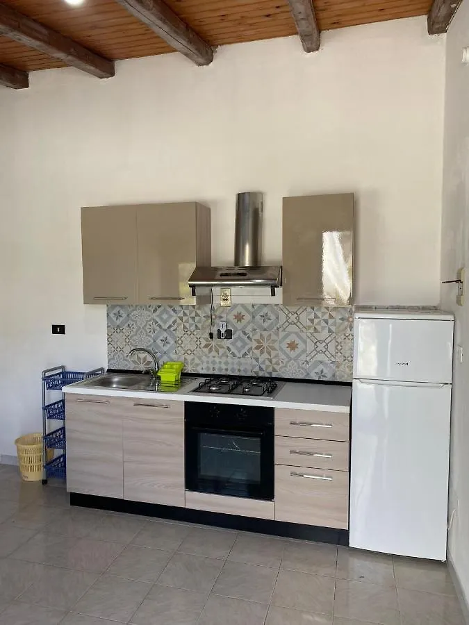 Case Tre Palme San Lorenzo Reitani 0*,